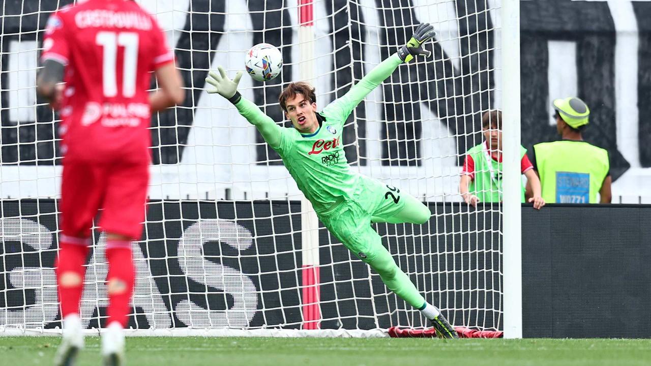 20 Minutes of Carnesecchi Magic: best saves of 2024/25