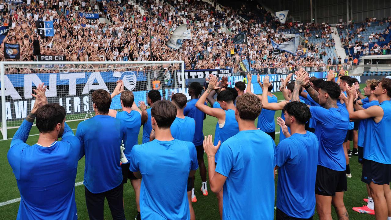 Open training & fans greeting at the Bergamo stadium