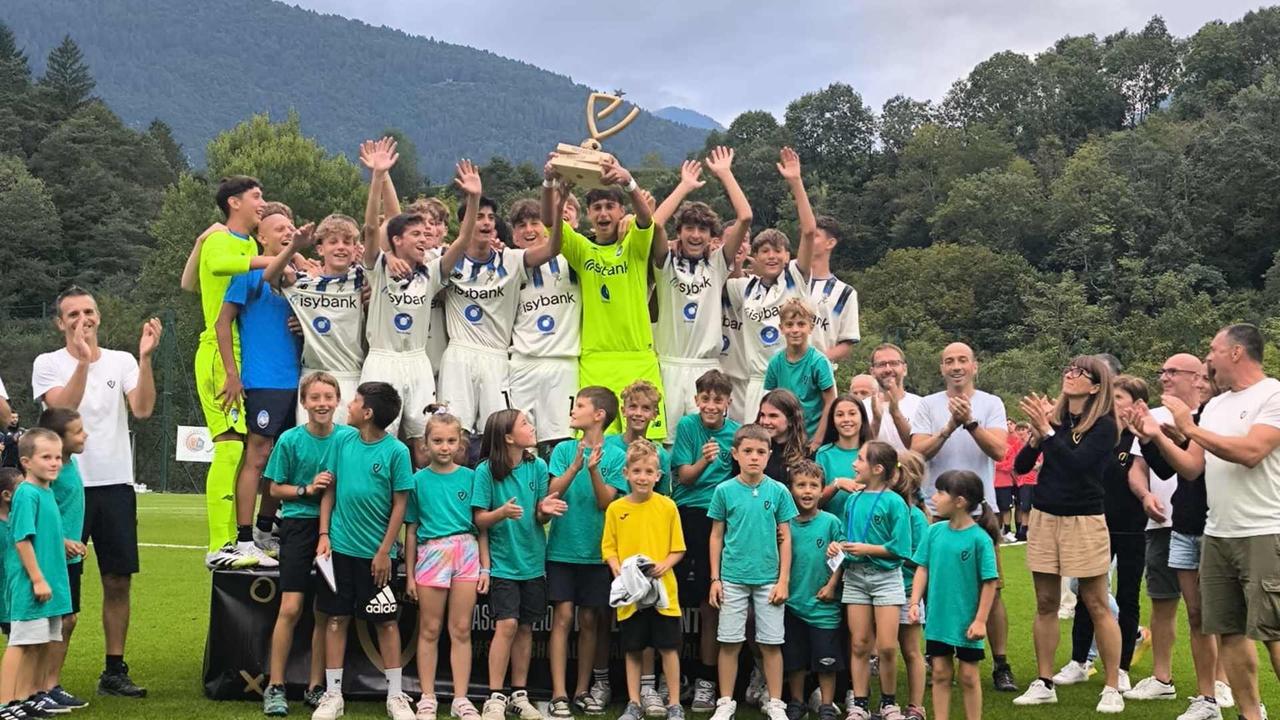 U15s, winners of the Paolo Valenti Summer Cup