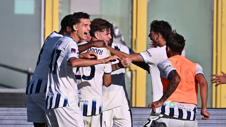 Simonetto Federico goal 1-2 esultanza - Cosenza - Atalanta U23 12-10-2025 223