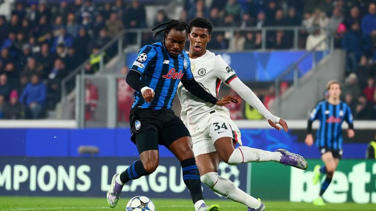 lookman ademola-UCL League Phase MD6 Atalanta-Chelsea-0021