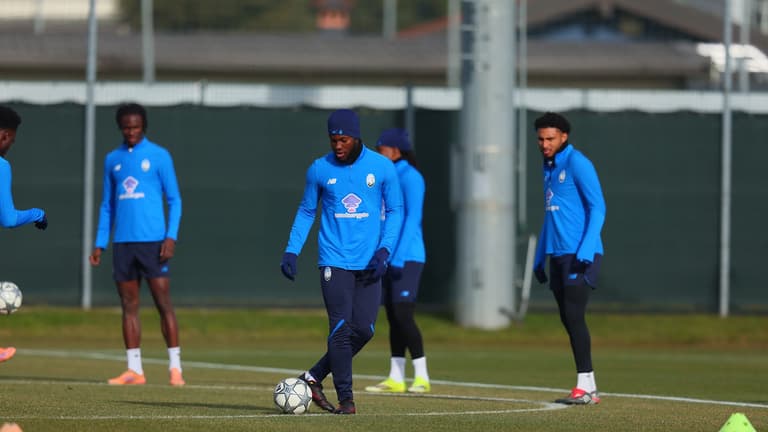 UCL League Phase MD8 Training0390