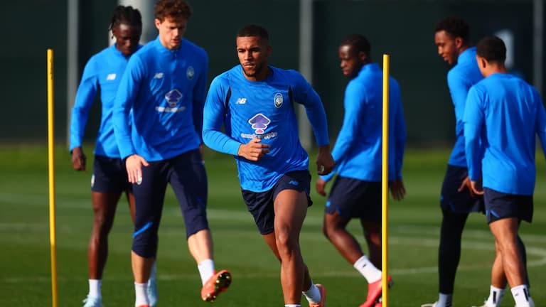 TRAINING-UCL R16  Training-0422