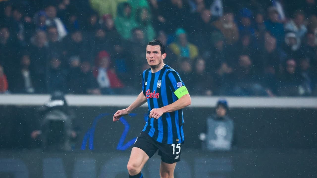 Atalanta-Bayern Munich, Marten de Roon: "Our fans were amazing" | UCL RO16 1st leg