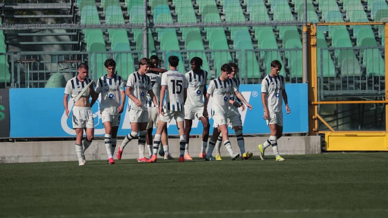 Esultanza di gruppo - Sassuolo vs Atalanta, semifinale Coppa Italia Primavera 2025-26