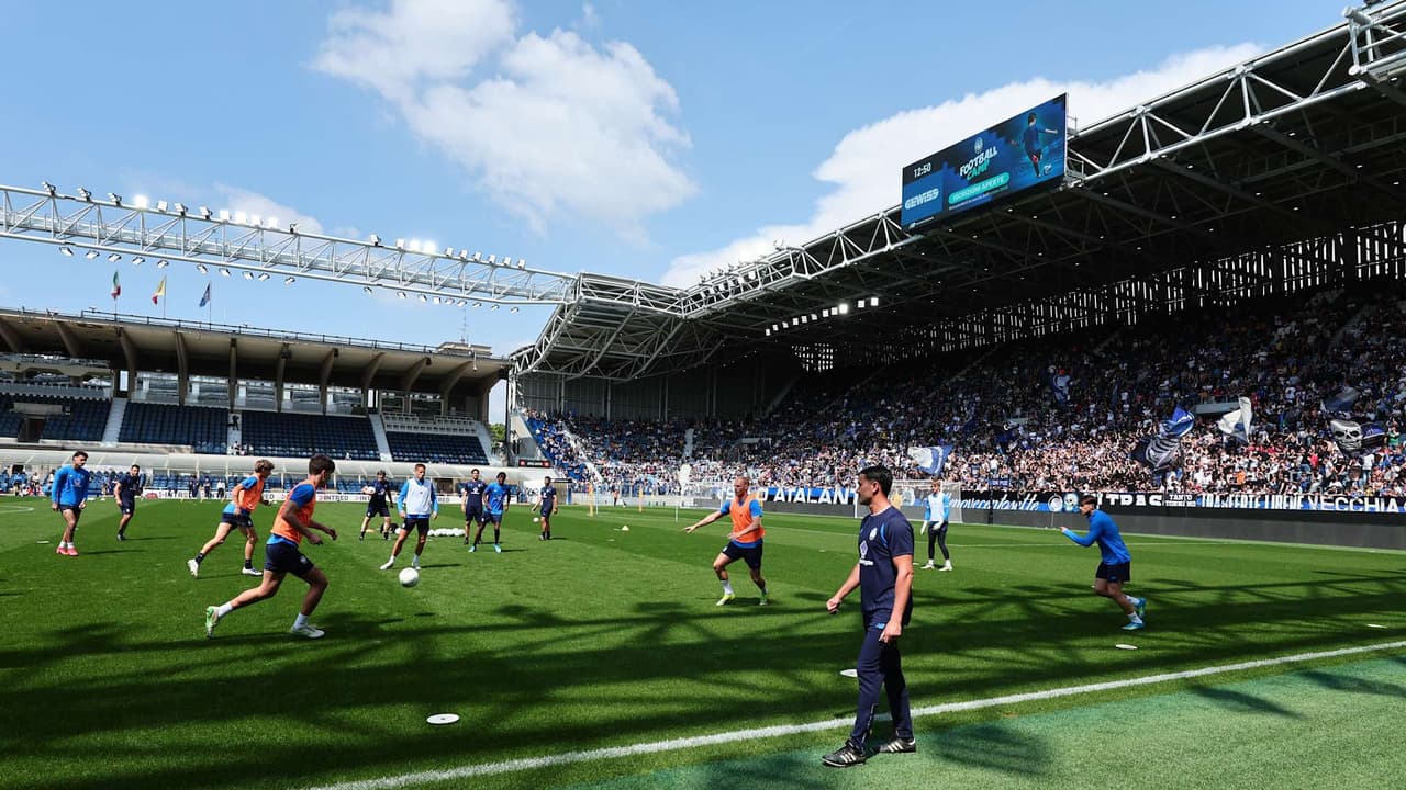 Late-morning training session at the New Balance Arena