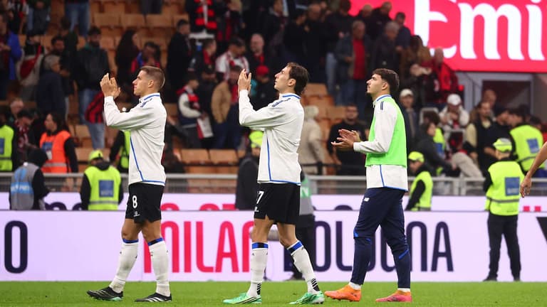 saluto ai tifosi-Serie A Enilive 26-27 Milan - Atalanta_0084
