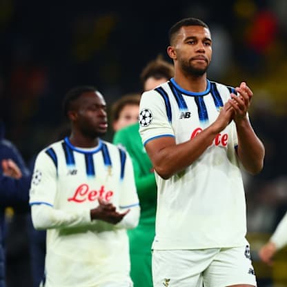 hien isak-UCL KO Play-offs Borussia Dortmund-Atalanta-0680