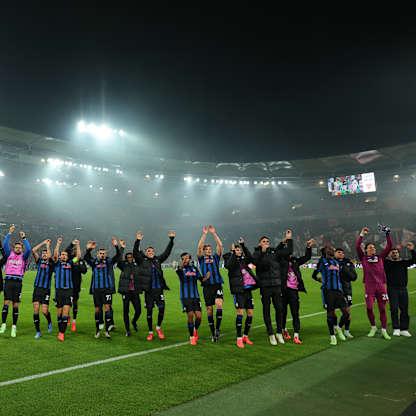 saluto ai tifosi-during UCL MD4 Stuttgart - Atalanta0047