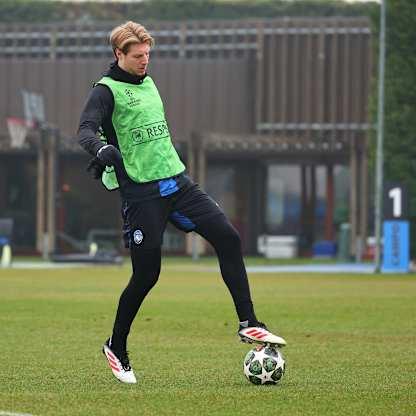 brescianini-during training session ahead of the match Club Brugges - Atalanta UCL knockout phase play-offs 1st leg_0045