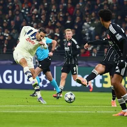 zappacosta davide-UCL League Phase MD5 Eintracht Frankfurt vs Atalanta-0023