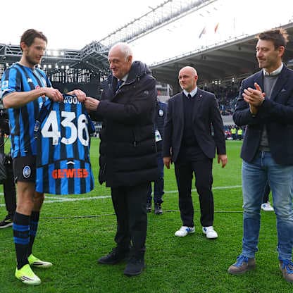 Celebrazione Marten De Roon-Serie A Enilive 25-26 Atalanta-Verona2416