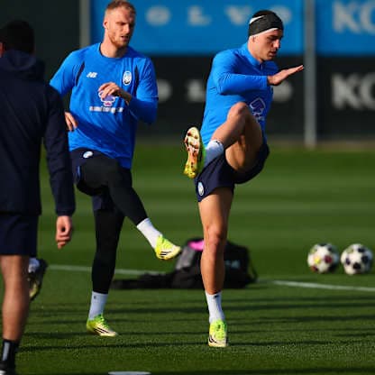 TRAINING-UCL R16  Training-0411