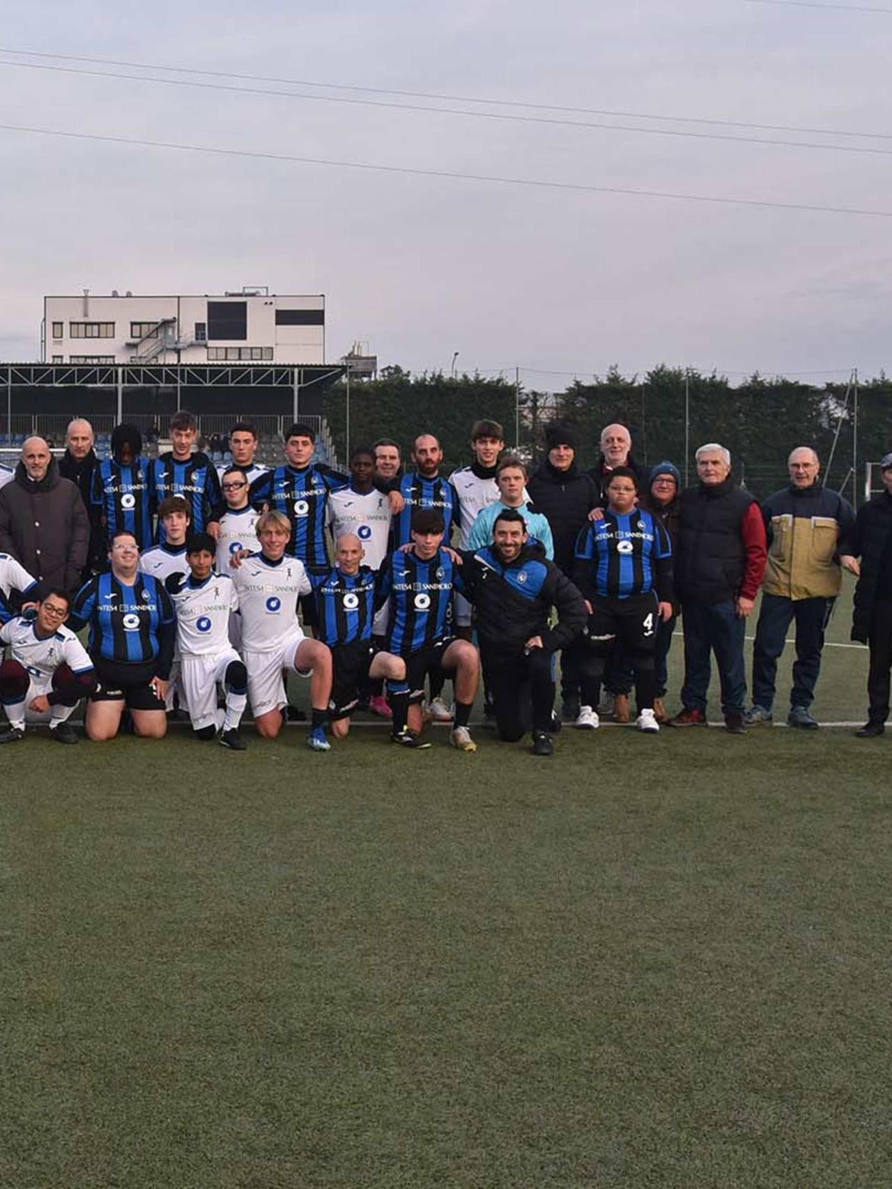 Atalanta For Special’s joined-up drill with the U17s