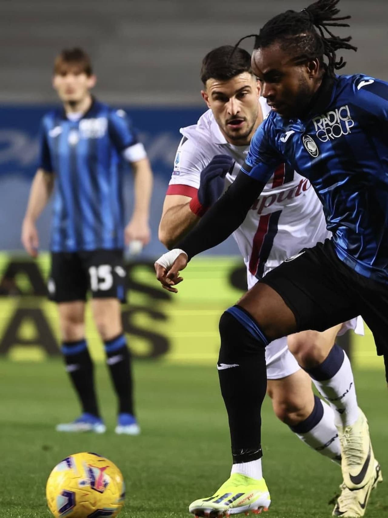 Bologna win at the Gewiss Stadium