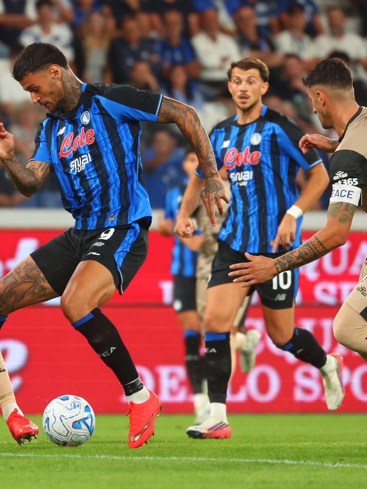 Scamacca on target against Cagliari, but the three points go to the Sardinians