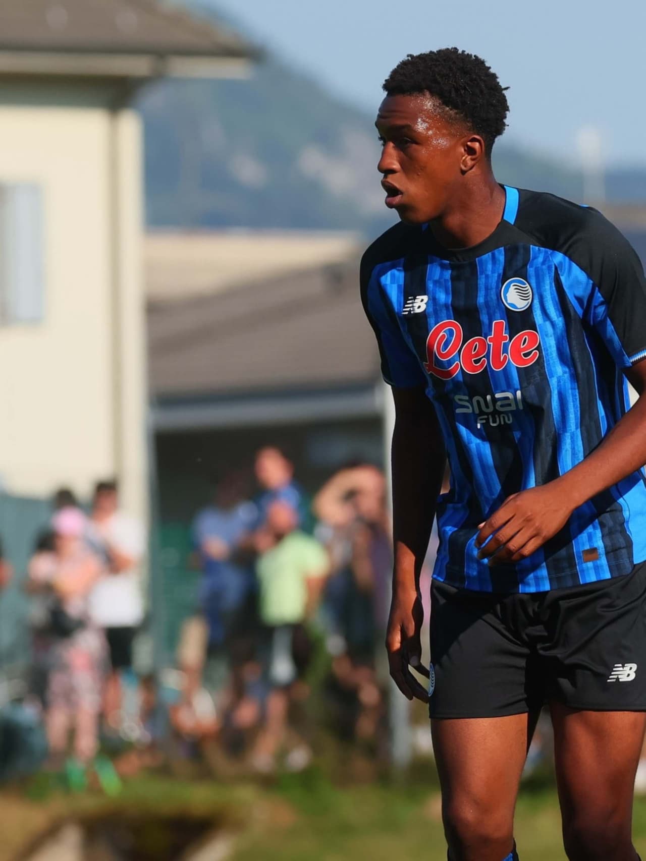 Honest Ahanor loaned to Crystal Palace