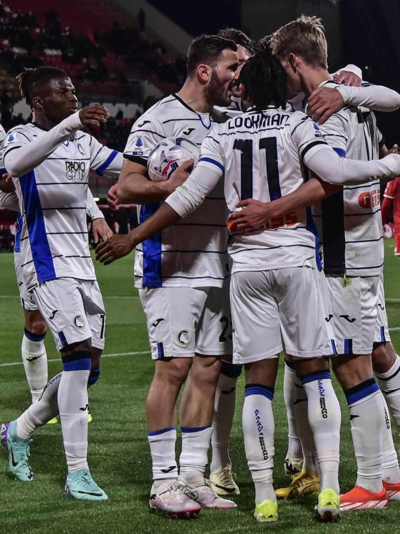 Atalanta score in both halves to beat Monza 2-1