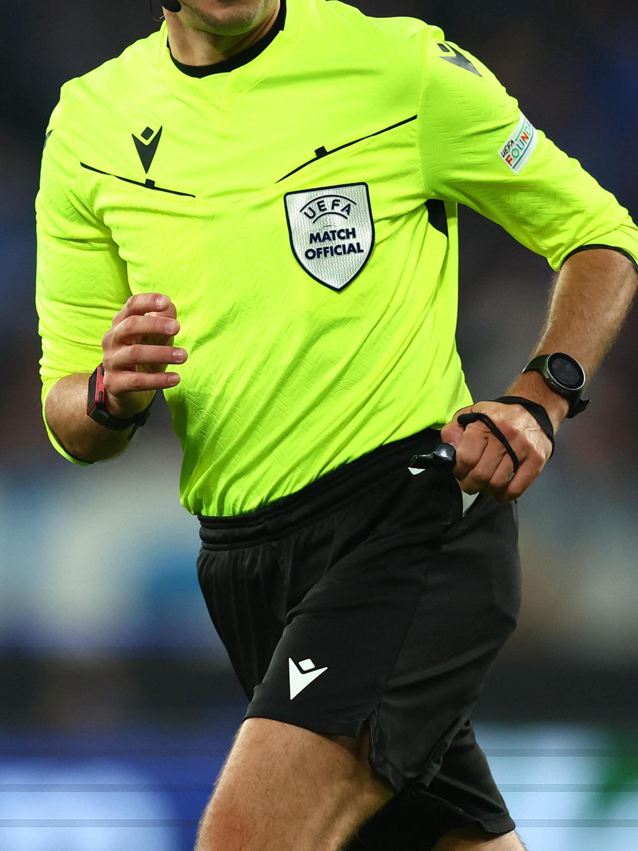 2024/25 UCL MD2 Shakhtar Donetsk v Atalanta: the referee