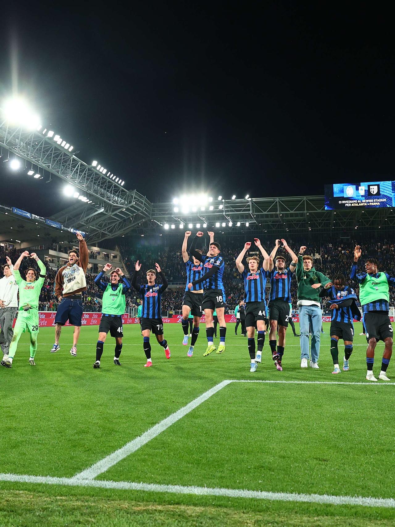 Pics from Atalanta v Roma, 2024/25 Serie A Enilive MD36