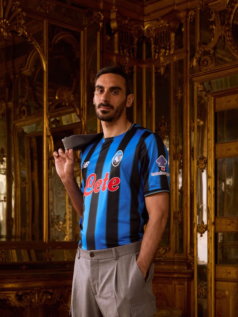 Atalanta サッカーシャツ New Balance 25-26 ホーム Atalanta and New