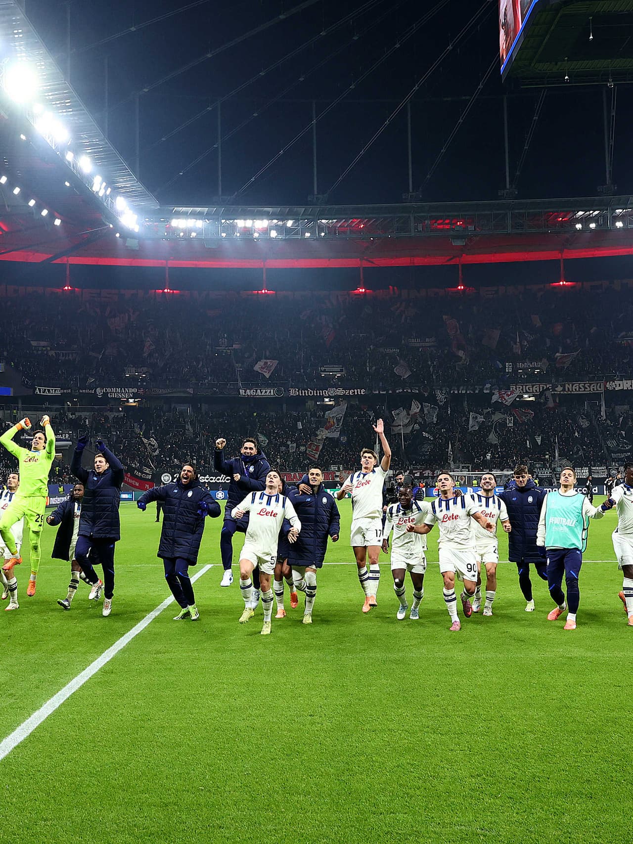 Pics from Eintracht Frankfurt 0-3 Atalanta | UCL League Phase MD5