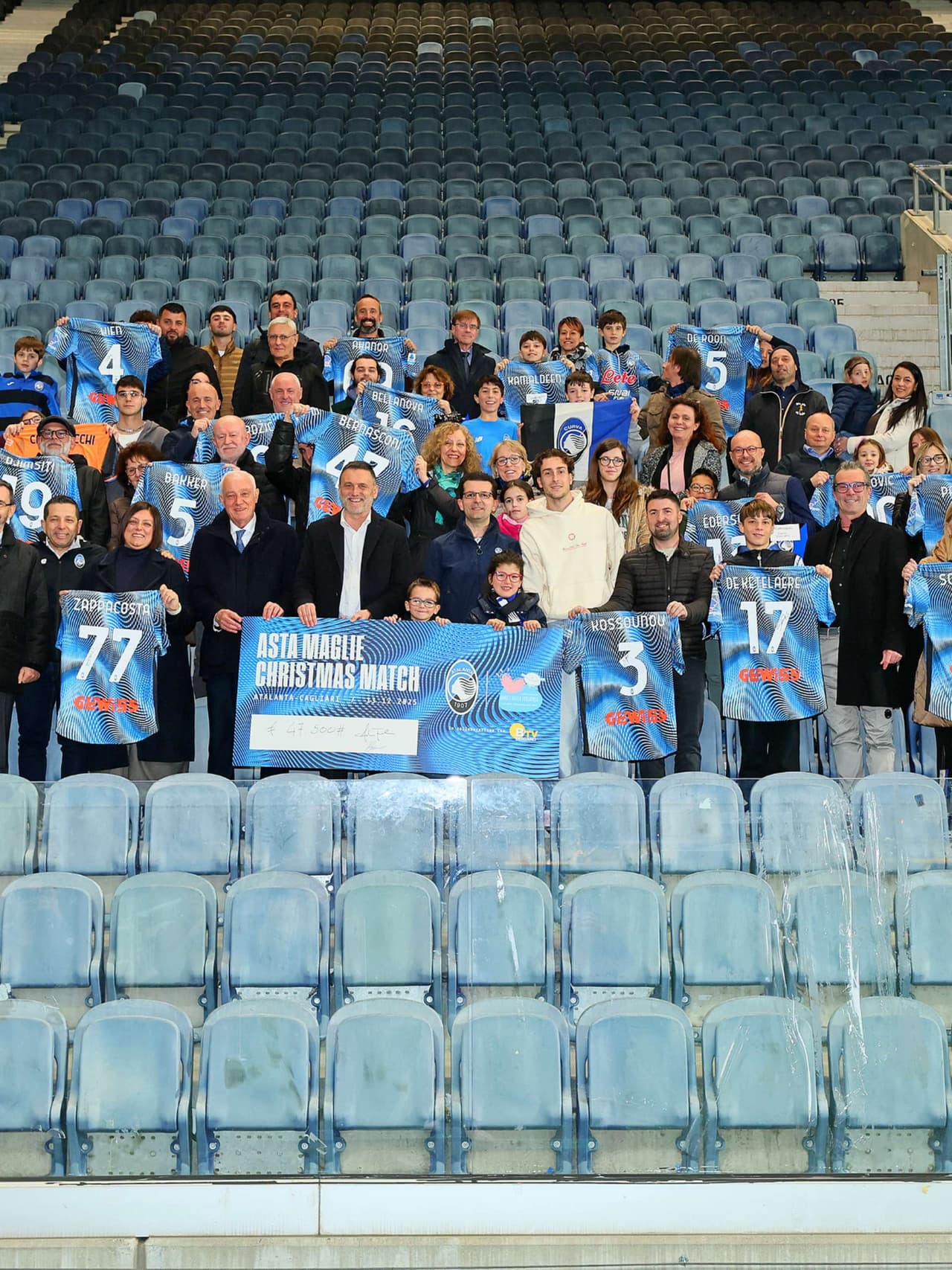 2025 Christmas Match: shirt handover and charity donation