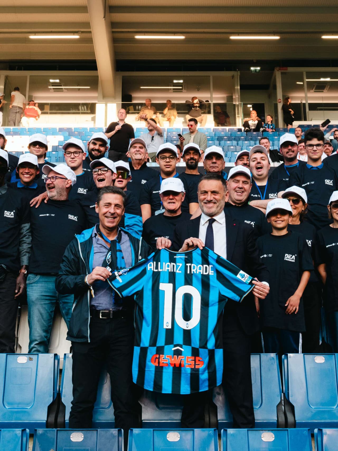 Atalanta For Special meet Allianz Trade at the New Balance Arena