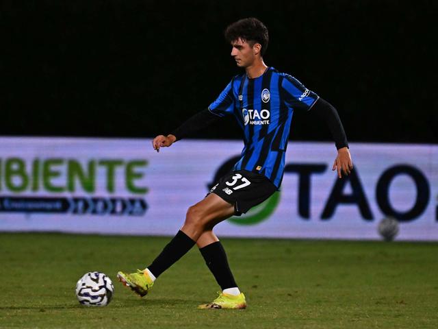 Navarro featuring for Spain U19s