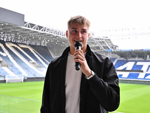 Piotr Pardel hosting the 2025/26 “La Scuola allo Stadio” Round 1