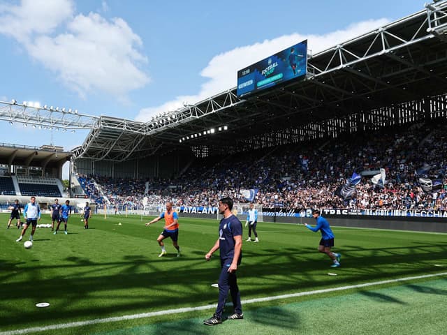 Late-morning training session at the New Balance Arena