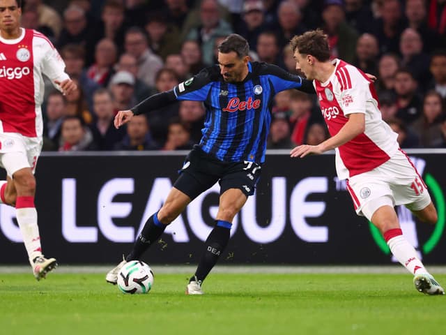 Late Goals Deny Atalanta in Amsterdam